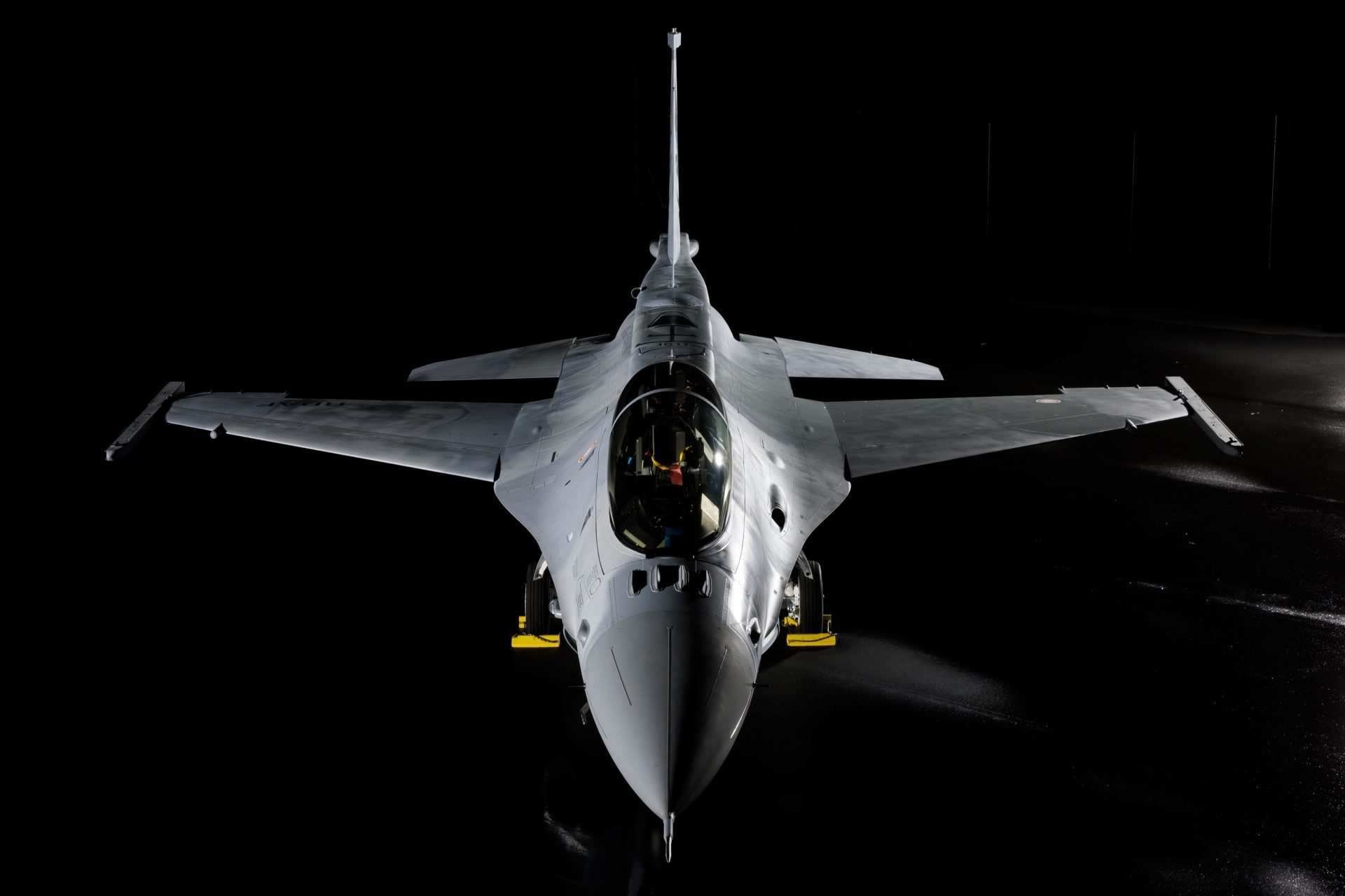 First Lockheed Martin F-16 Block 70 presented to Royal Bahraini Air ...